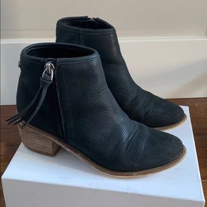 Treasure & Bond Black Little Girl Booties